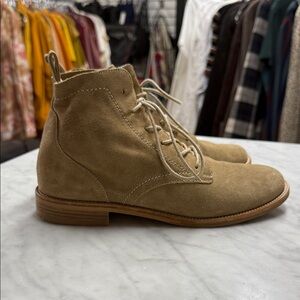 Paul Green Harrison Lace Up Bootie in Tan Grain Soft Suede Size 4.5/US8